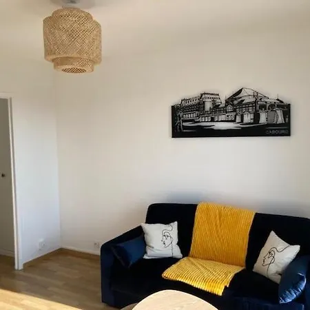 2 Pieces A - 80 M De La Apartment
