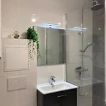 2 Pieces A - 80 M De La Апартаменты Кабур